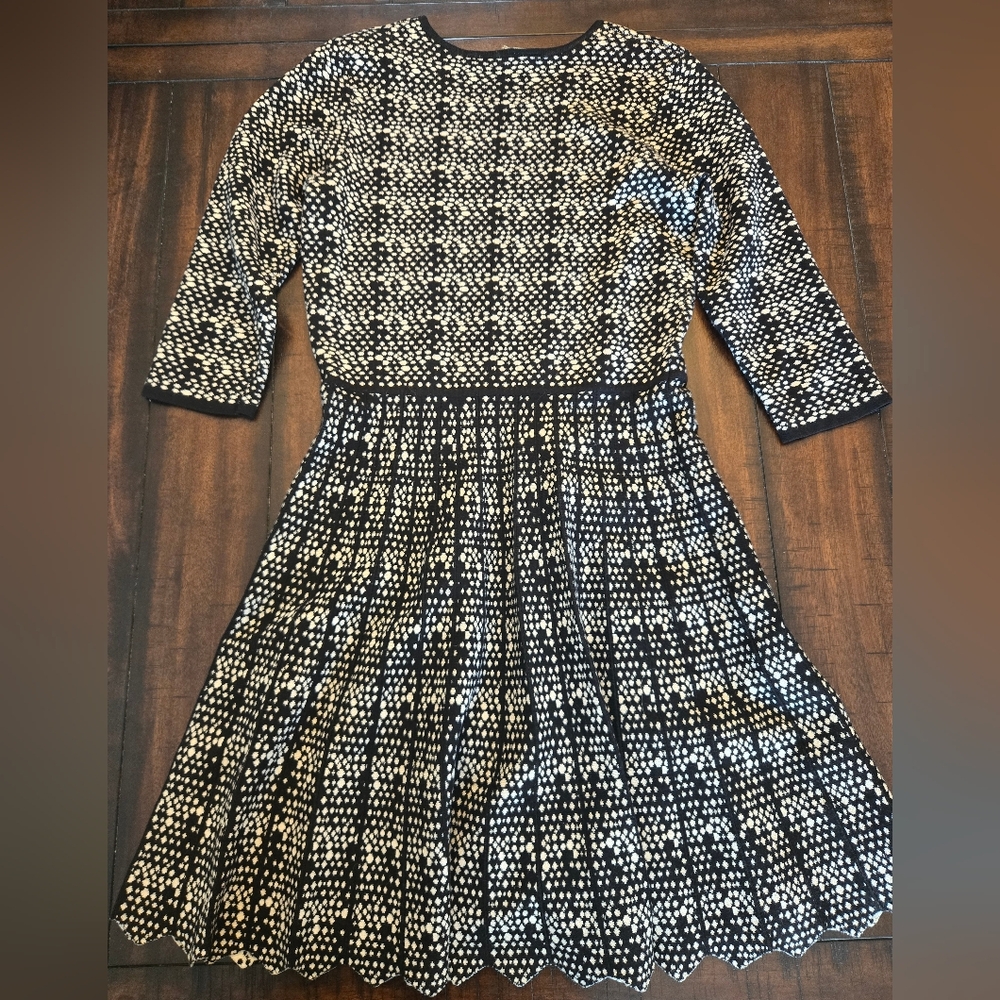 Taylor Sweater Dress - Picture 9 of 9